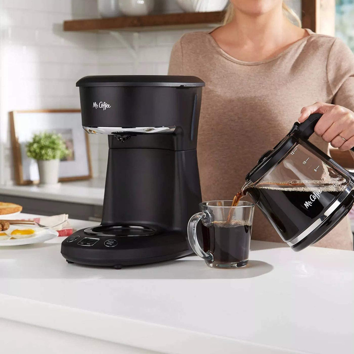 12-Cup Programmable Coffeemaker T12166