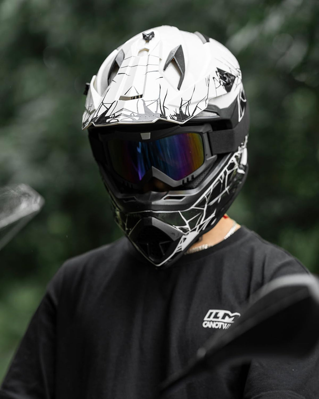 DOT Approved Full Face Motocross Helmet O990365