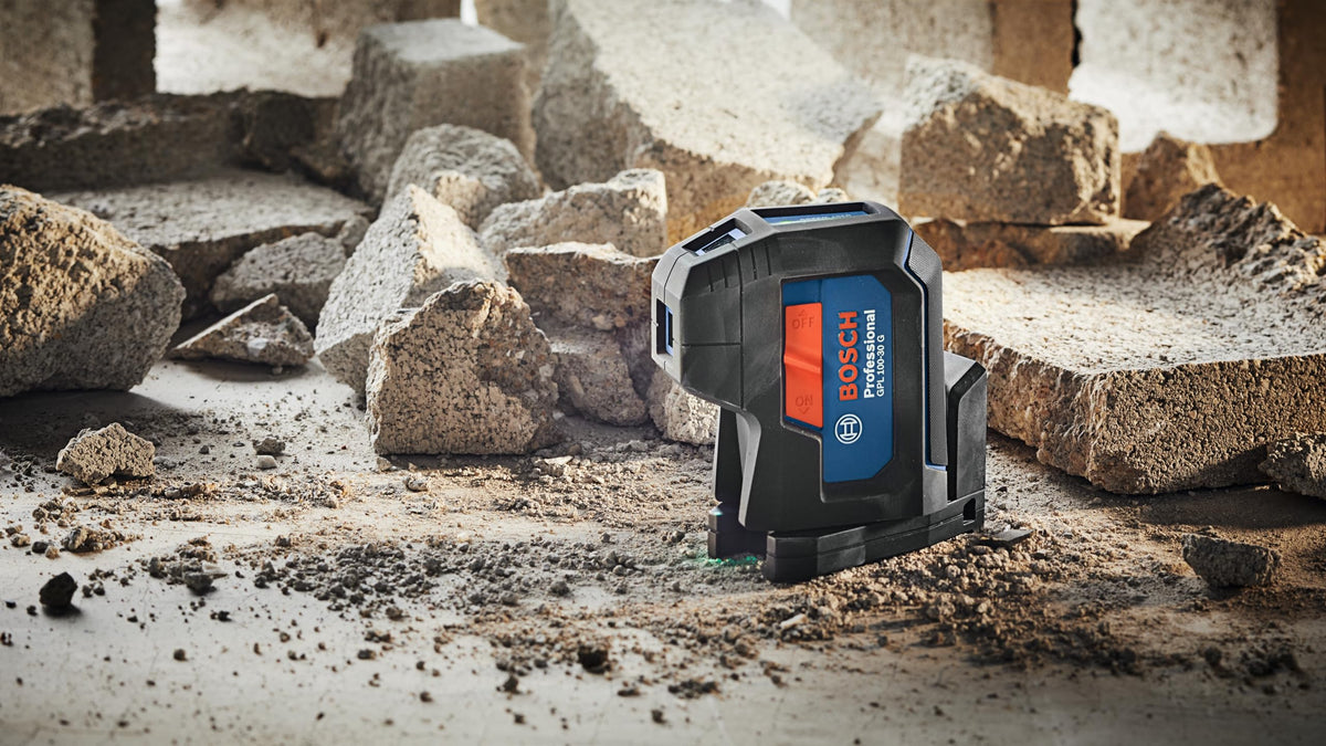 Green-Beam Three-Point Self-Leveling Alignment Laser U90409