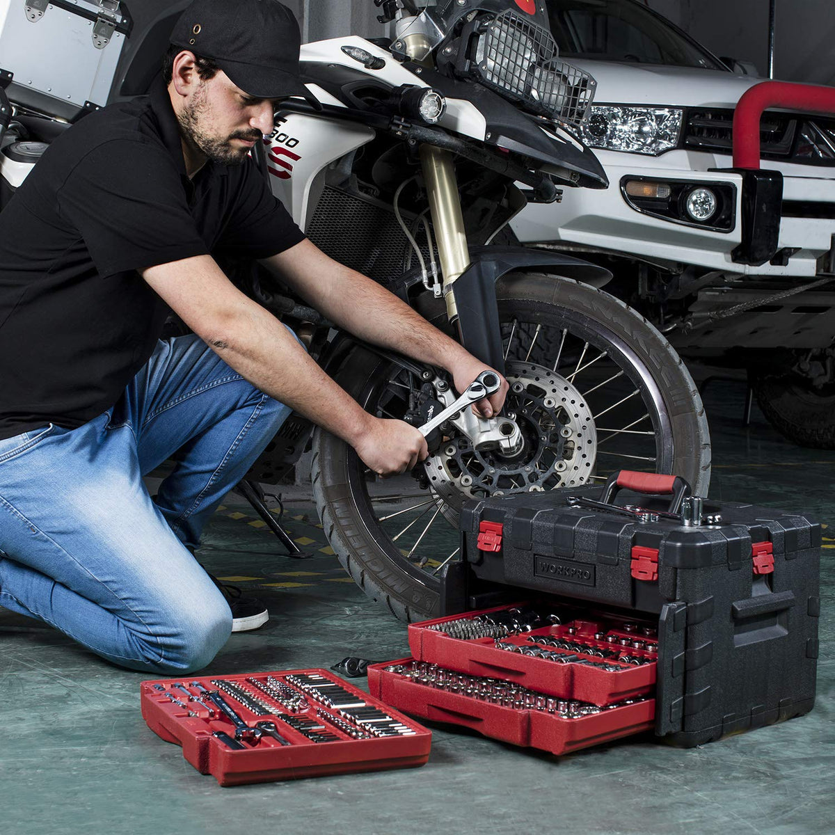 450-Piece Drive Socket Set 1/2" 1/4" 3/8" CR-V Metric and Imperial with Quick-Release Ratchet Wrench R551