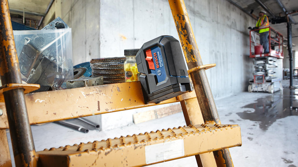 Green-Beam Three-Point Self-Leveling Alignment Laser U90409